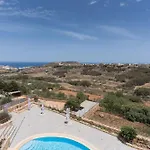 Stunning 3Br Home In Gozo With Access To Pool By 360 Estates